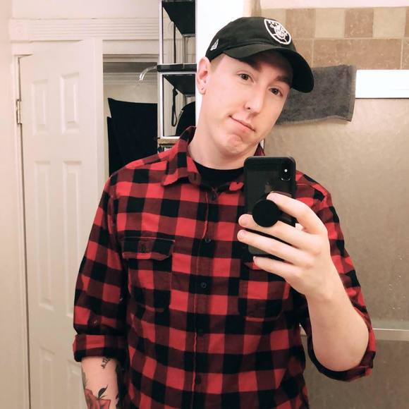 Meet your Posher, Joey - Picture 1 of 1